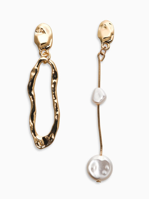 Цена за 2 шт. Серьги жемчуг «Корейский стиль», белые в золоте