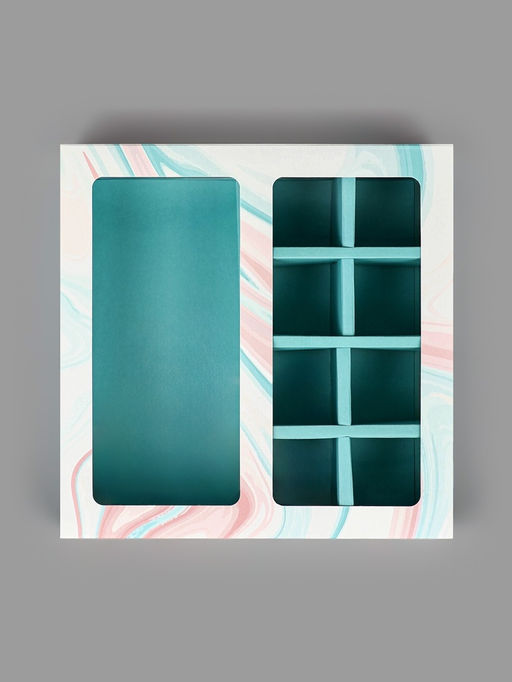 Цена за 5 шт. Коробка под 8 конфет и шоколад с ячейками, кондитерская упаковка, «Флюид» 18×18×4 см