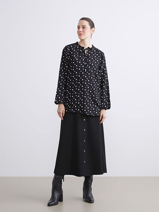 Ba?lamal? Yaka Puantiyeli Bluz