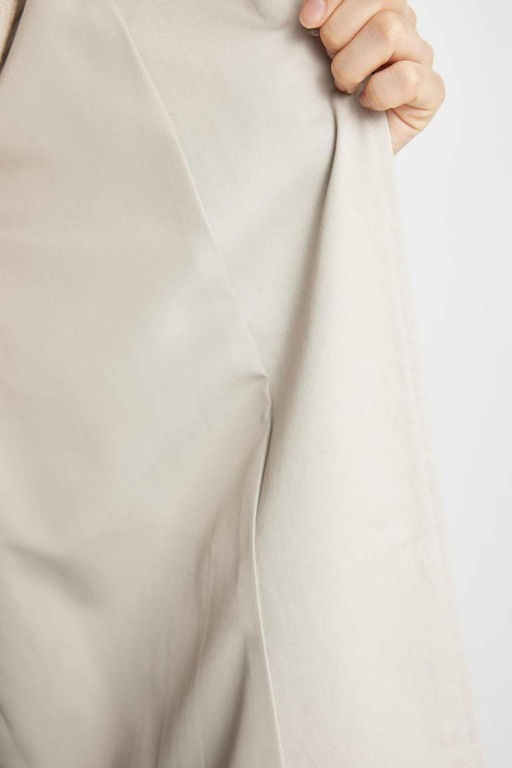 Длинный тренч стандартного кроя с поясом - Defacto фото 9