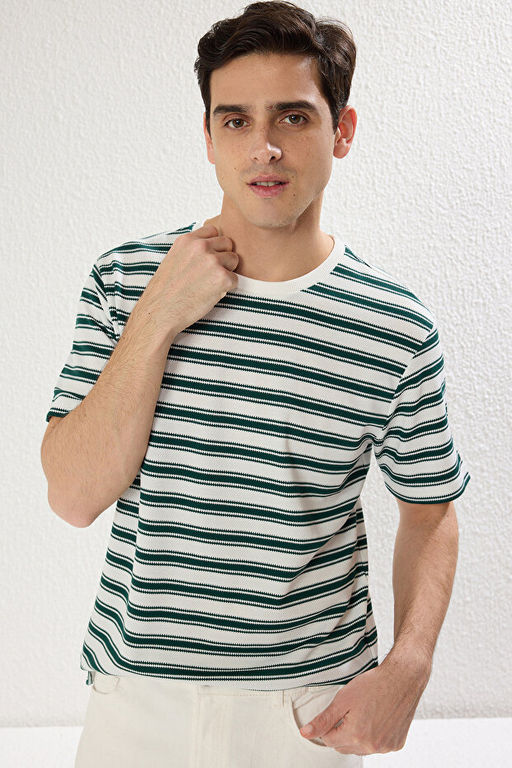 _ok Renkli Regular/Normal Kesim Dokulu T-Shirt TMNSS25TS00041 - Trendyolmilla фото 2