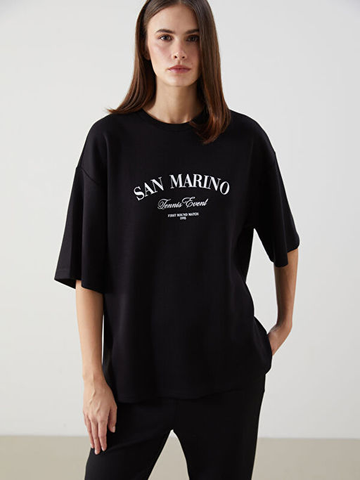 Bisiklet Yaka Bask?l? Oversize Kad?n Ti??rt