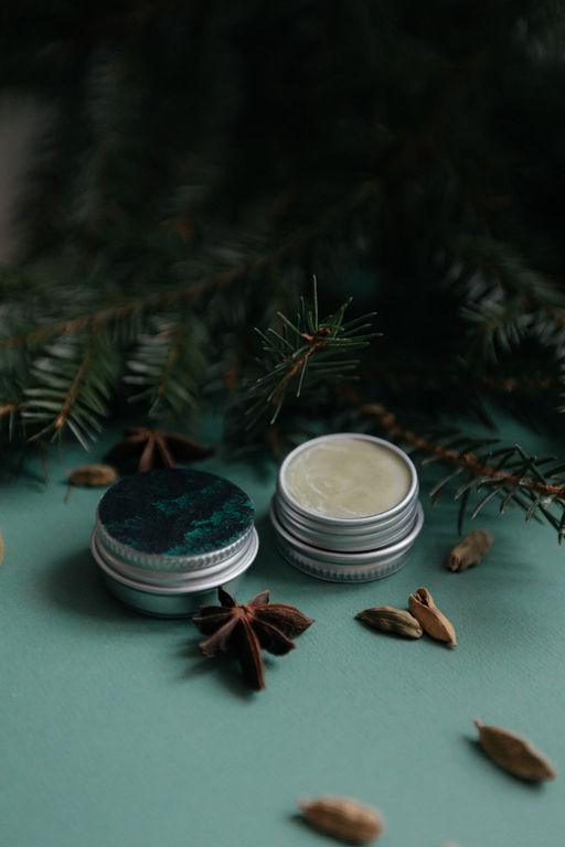 ТВЕРДЫЕ ДУХИ ТАЁЖНЫЙ МОХ: с нотами жасмина, апельсина, ели, пихты, атласского кедра, пачули, мха, ванили, 10 гр (с биркой) - Elska фото 2