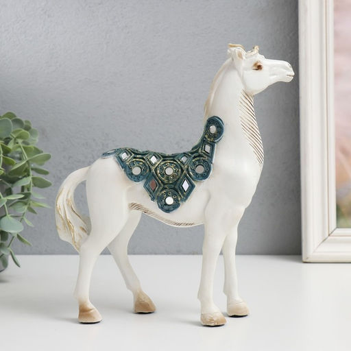 Сувенир полистоун "Императорский конь,белый с зеркалами" 19х5,5х21,5 см