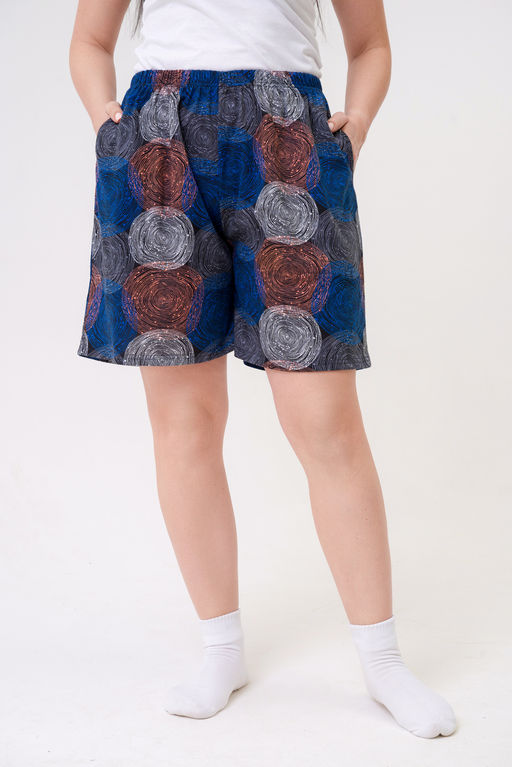 Шорты женские из кулирки Цветник спилы синие - Амадэль фото 2