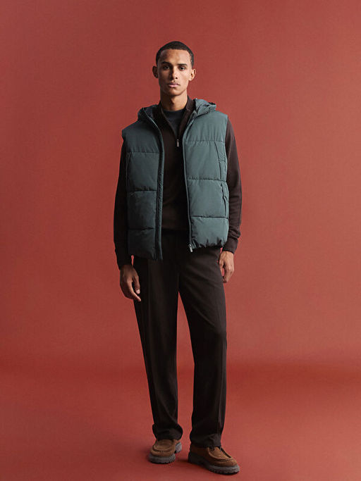 Standart Kal?p Kap??onlu Erkek ?i?me Yelek