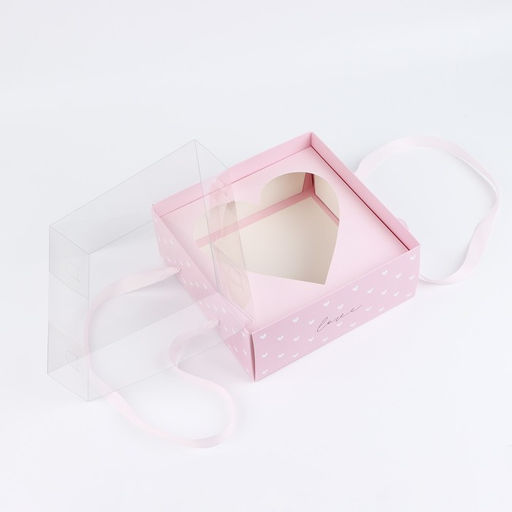 Коробка для цветов с фигурным вкладышем и PVC крышкой «Love», 23.5 х 23.5 х 15 см