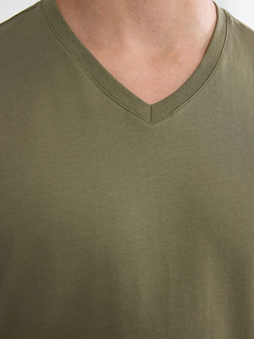 V Yaka Penye Erkek Ti??rt