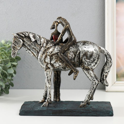 Фигурка полистоун «Поцелуй с принцем на коне» под металл, 25×11.2×23 см