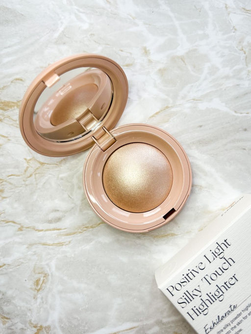 RibiaBeauty Пудровый хайлайтер для лица