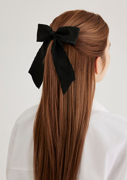 Siyah Fiyonklu Sac Tokas?