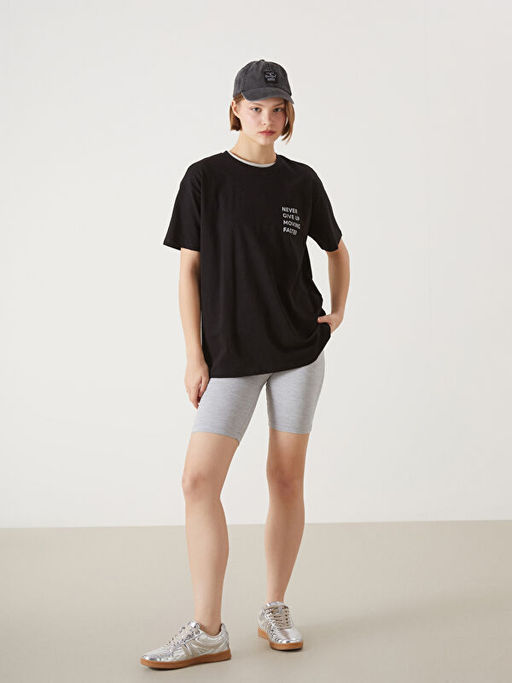 Bisiklet Yaka Bask?l? Oversize Kad?n Ti??rt