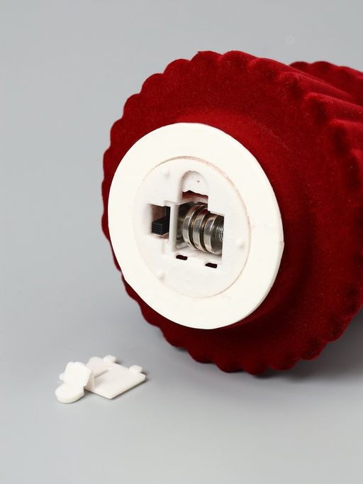 Фигура светодиодная «Ёлка красная бархатная», 5 LED, 23 см, от батареек AG13×3, свечение тёплое белое