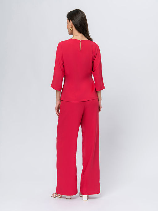 Блуза малинового цвета с декоративным поясом - 1001dress фото 3