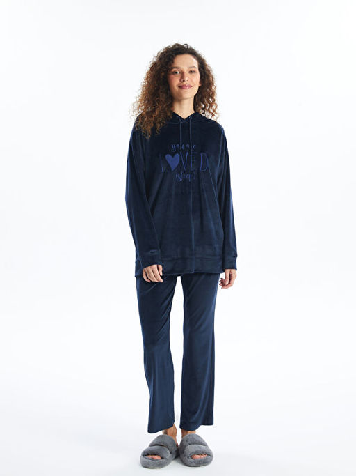 Kap??onlu Kadife Kad?n Pijama ?st