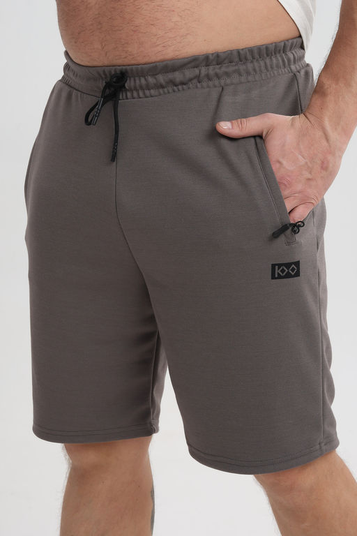 16 Шорты мужские