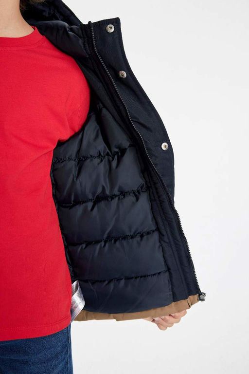 Водоотталкивающее пальто с капюшоном для мальчика - Defacto фото 9