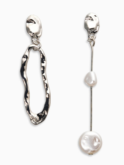 Цена за 2 шт. Серьги жемчуг «Корейский стиль», белые в серебре