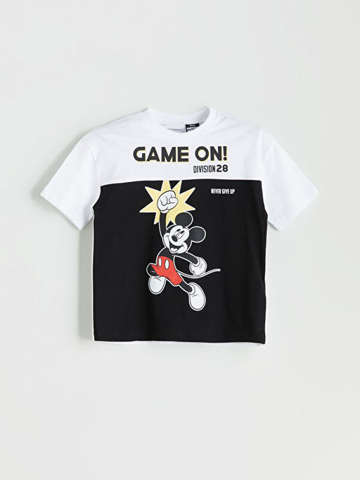 Mickey Mouse Lisansl? Erkek ?ocuk Ti??rt ve ?ort 2li