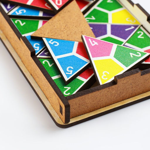 Настольная игра, тримино, «Цветное», 56 костяшек, 17.5×8.3×2 см