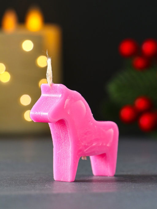 Цена за 2 шт. Декоративная свеча новогодняя «Лошадка мини», 55×50 мм, розовый