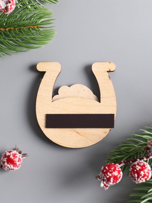 Цена за 3 шт. Магнит на холодильник 3D Конь новогодний. Удачи, 6?6.5 см