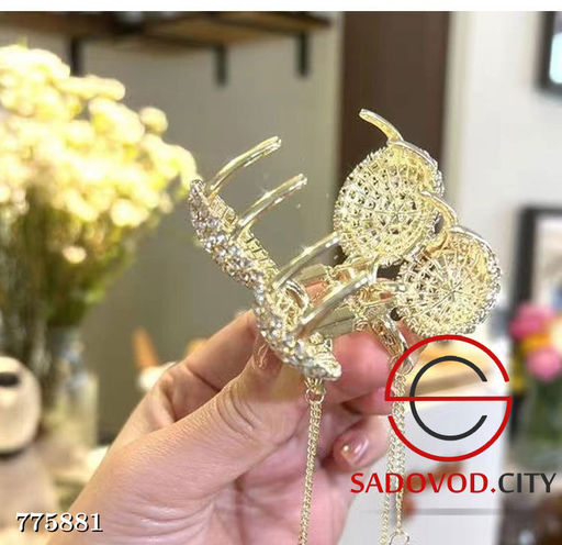 Заколка-краб для волос с вишней