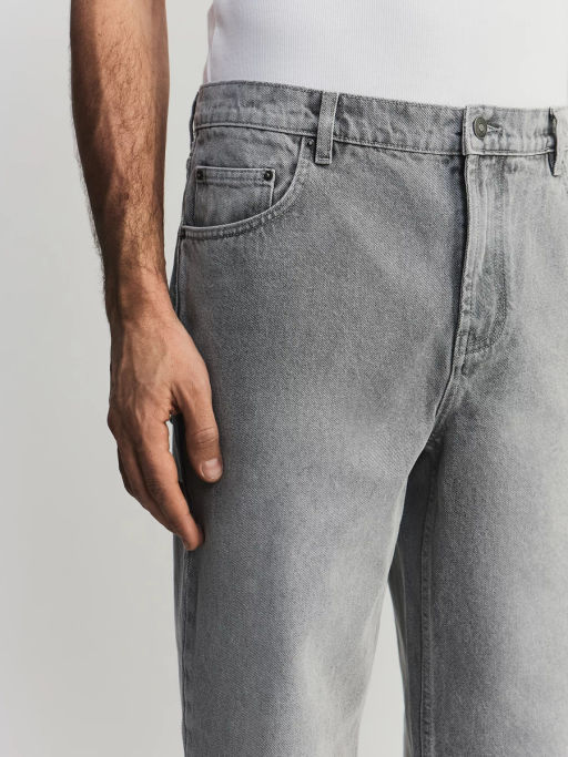 Джинсы прямого фита STRG0526-107 / Zarina