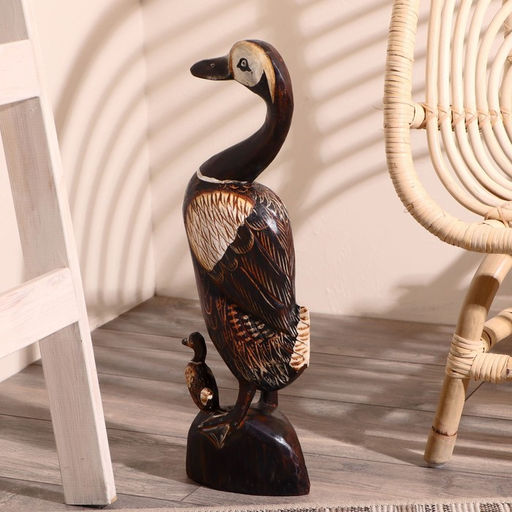 Сувенир «Утка с утёнком», 52×9×17 см, дерево