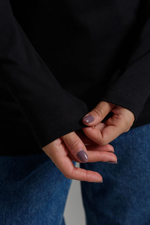 8541 Футболка с длинным рукавом женская