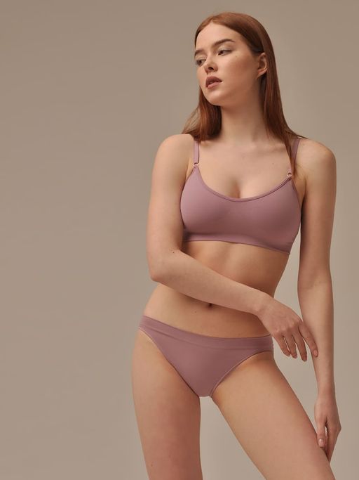 Топ на тонких регулируемых бретелях с чашечками - My фото 24