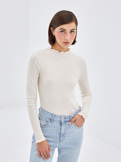 Dik Yaka Dokulu Kad?n Body