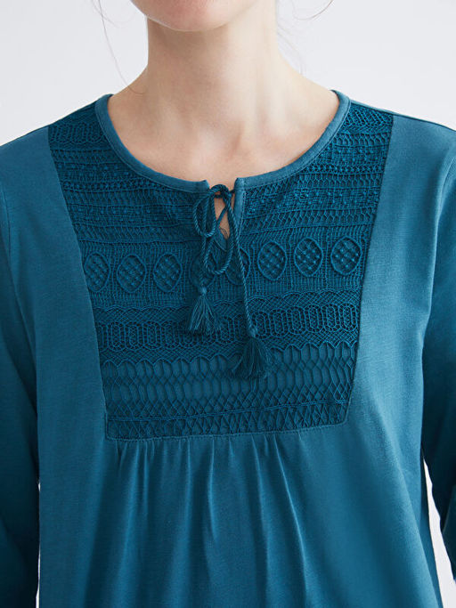 Ba?lamal? Yaka Nak??l? Bluz