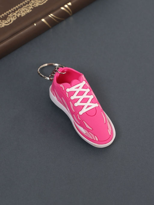 Цена за 12 шт. Брелок резина "Кроссовок с огнём" МИКС 3,3х2,8х7,5 см