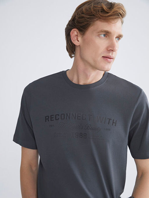 Bisiklet Yaka Bask?l? Penye Erkek Ti??rt