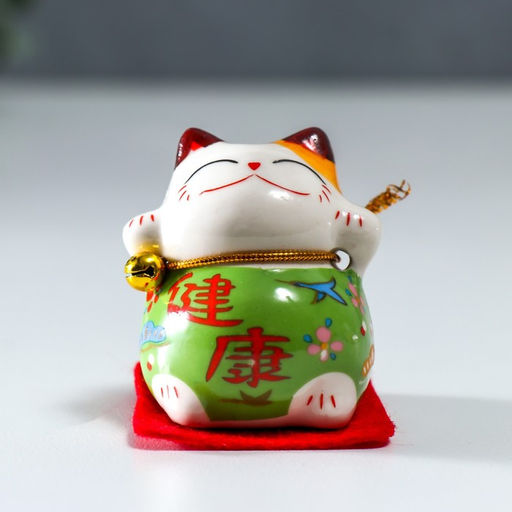 Сувенир керамика Манэки-нэко в костюмчиках на подушечках 4,5х3,8х4,6 см набор 5 шт - Simaland фото 3