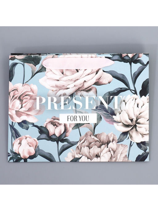 Цена за 2 шт. Пакет подарочный с широким дном, упаковка, «For you», 25×19×18 см