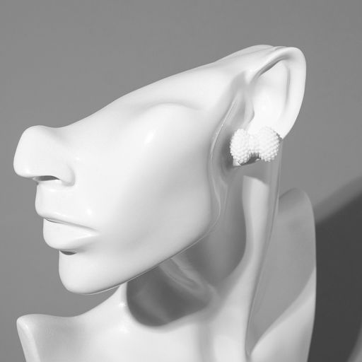 Серьги пластик Карамель бант, цвет белый - Qf фото 2