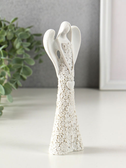 Фигурка полистоун Безликий ангел в цветочном белом платье с сердцем, 20 см, МИКС