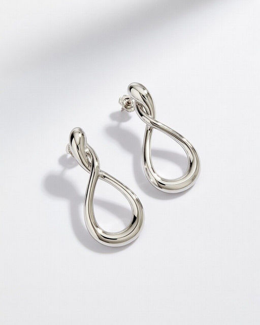 Стильные серьги