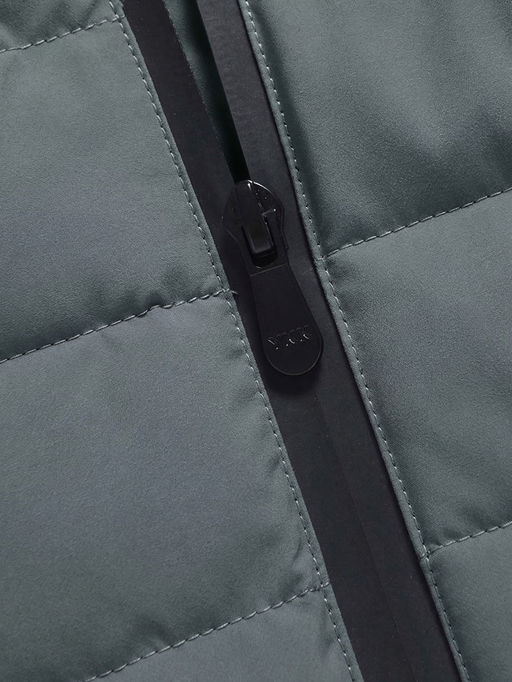 Куртка женская стёганая с капюшоном с графеновой подкладкой цвета хаки 9624_1Kh