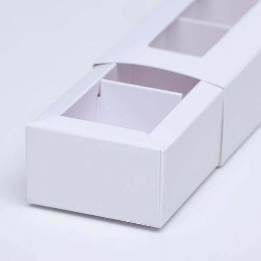 Цена за 5 шт. Коробка под 5 конфет с обечайкой, с окном, с тонкими разделителями, белый 21х5х3,3 см - Simaland фото 6