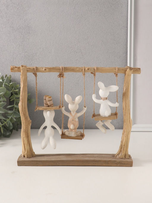 Фигурка полистоун Зайчата: три друга на качелях, белый с золотом, 26?5.5?20 см