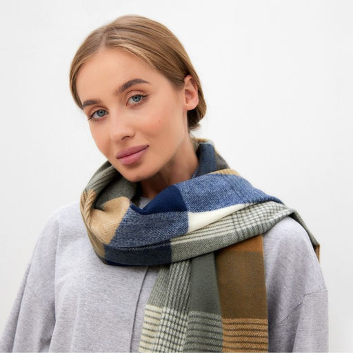 Шарф зимний с кистями MINAKU 65*180 + 8 см клетка  фото 2