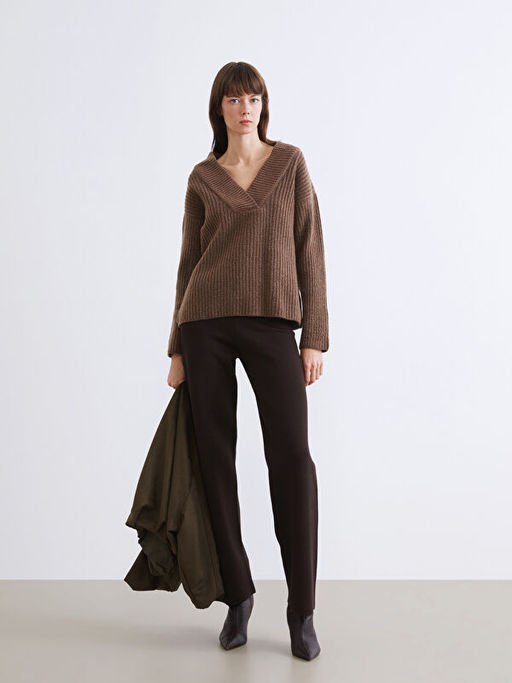 V Yaka Kad?n Triko Kazak