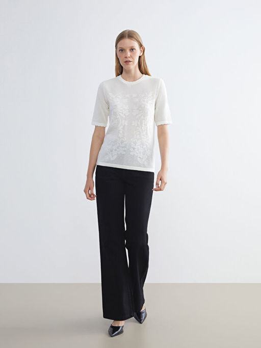 K?sa Kollu ?i?ekli Kad?n Triko Kazak