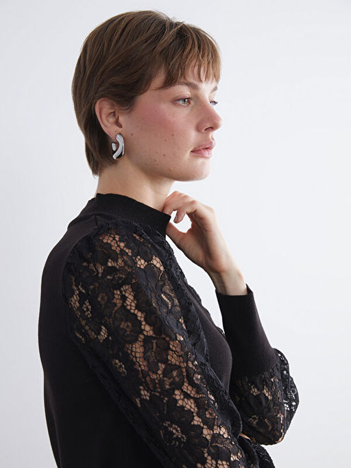 Yar?m Bal?k?? Yaka Dantel Detayl? Kad?n Triko Kazak