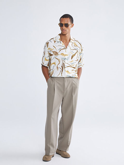 Regular Fit Resort Yaka K?sa Kollu Desenli Poplin Erkek G?mlek