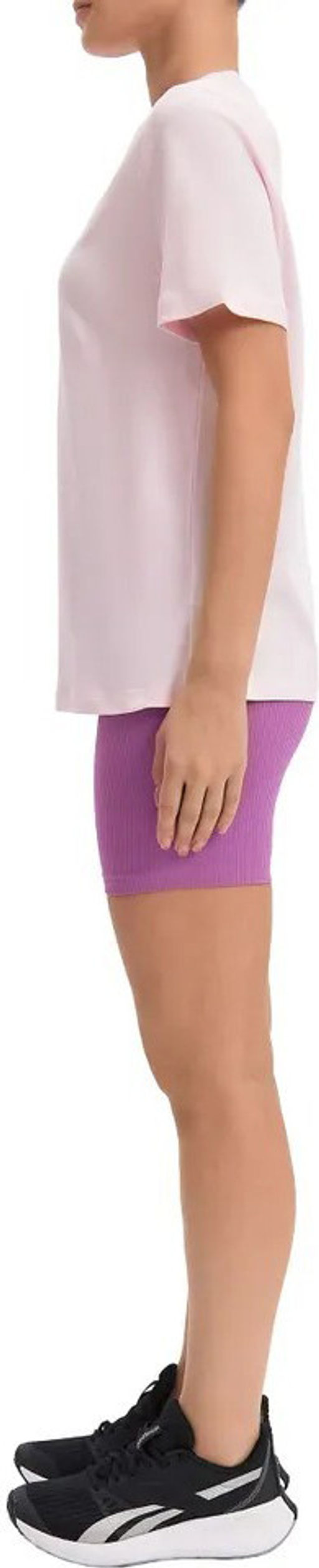 Футболка женская