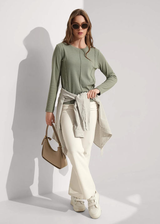 367063шв Фуфайка жен. (ЧЗ)